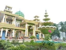 Masjid Nur Al-Iman Siang Hari